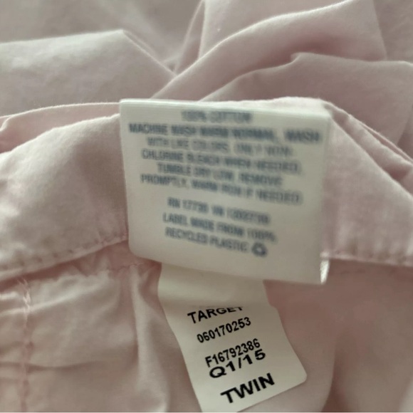 Simply Shabby Chic TWIN Pink Ruched Smocked comforter + pillowcases ( 2) set - Picture 10 of 14